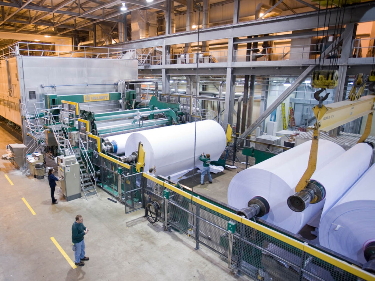 Overhead view of Domtar's J5 paper machine in Johnsonburg, Penn. Domtar's quality commitment extends from our mills to our customers. Read more on Newsroom[dot]Domtar[dot]com.